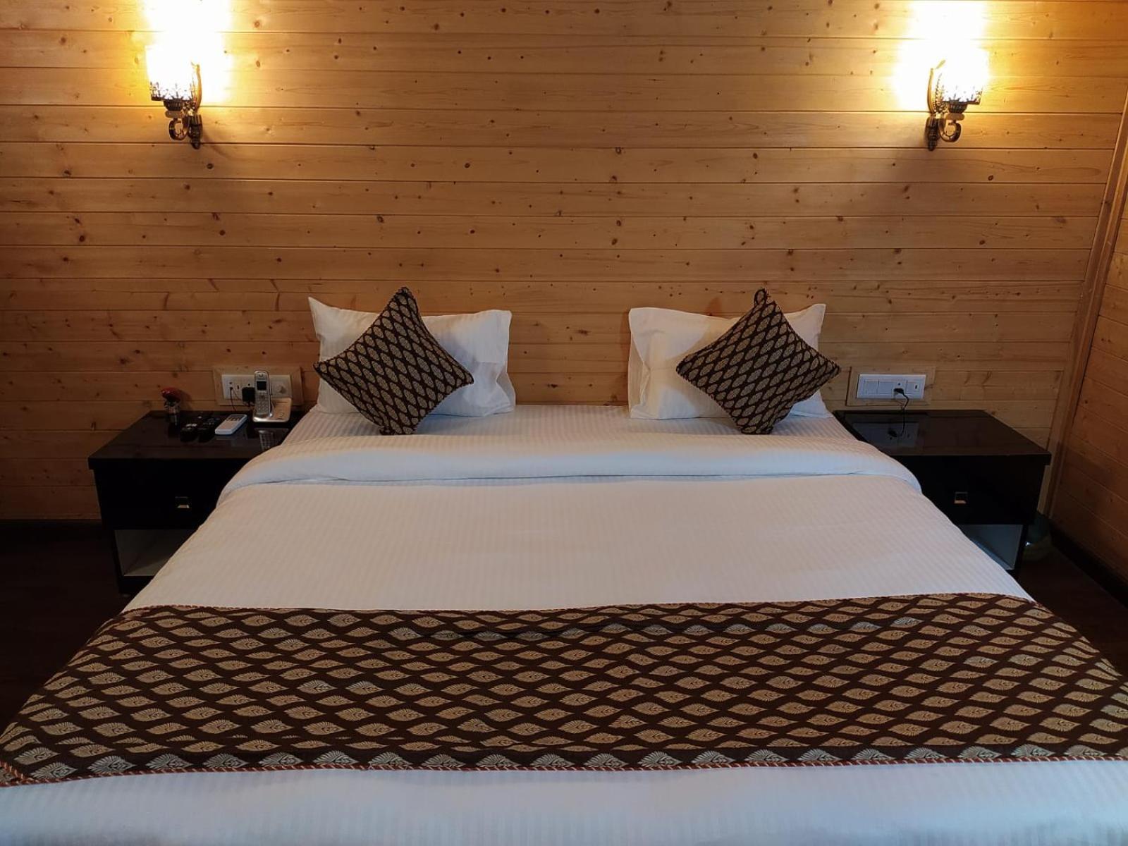 Ganges Grand Hotel Варанаси Екстериор снимка